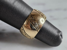 Load image into Gallery viewer, Womens Vintage Estate 14K Yellow Gold Cigar Band Ring 5.1g E7276