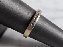 Load image into Gallery viewer, Womens Vintage Estate 14k White Gold Diamond Ring 2.9g E7280