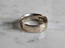 Load image into Gallery viewer, Mens Vintage Estate 14K White Gold Wedding Band Ring, 7.1g E7284