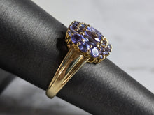 Load image into Gallery viewer, Womens Vintage Estate 14k Yellow Gold Tanzanite Ring 4.3g E7287