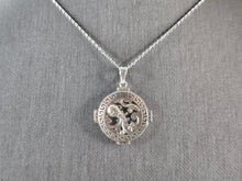 Load image into Gallery viewer, Womens Sterling Silver Aquarius Zodiac Pendant Necklace 3.5g E7290