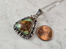Load image into Gallery viewer, Womens Vintage Estate Sterling Silver Turquoise Pendant Necklace 18.1g E7293