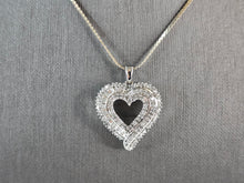 Load image into Gallery viewer, Womens Vintage Estate Sterling Silver Diamond Heart Pendant Necklace 10.3g E7295