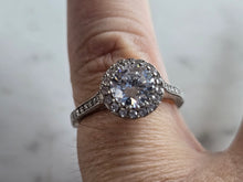 Load image into Gallery viewer, Womens Vintage Estate Sterling Silver CZ Ring 3.1g E7311