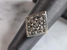 Load image into Gallery viewer, Womens Vintage Estate Sterling Silver Modernist Ring 3.0g E7313