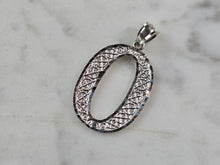 Load image into Gallery viewer, Womens Sterling Silver Initial Letter " O " Pendant 1.5g E7316