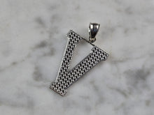Load image into Gallery viewer, Womens Sterling Silver Initial Letter " V " Pendant 1.2g E7319