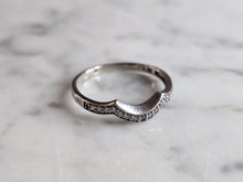 Load image into Gallery viewer, Womens Estate Sterling Silver CZ Spacer Ring 1.2g E7341