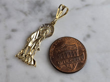 Load image into Gallery viewer, Vintage Estate 14K Yellow &amp; White Gold Religious Pendant 1.5g #E7346