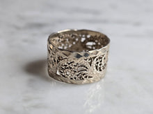 Load image into Gallery viewer, Womens Vintage Estate Sterling Silver Filigree Ring 3.2g E7350
