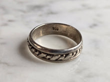 Load image into Gallery viewer, Womens Vintage Estate Sterling Silver Modernist Ring 4.3g E7351