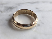 Load image into Gallery viewer, Womens Vintage Estate 14K Yellow Gold Devotion Band Wedding Ring 5.0g E7363