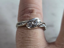 Load image into Gallery viewer, Womens Vintage Estate 14K White Gold Diamond Anniversary Ring, 4.2g E7372