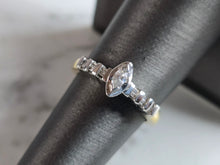 Load image into Gallery viewer, Womens Vintage Estate 14K Yellow Gold Diamond Ring 3.2g E7378