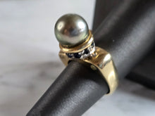 Load image into Gallery viewer, Womens Vintage Estate 14K Gold Pearl &amp; Sapphire Ring 9.4g E7388