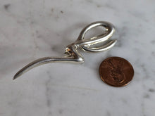 Load image into Gallery viewer, Womens Vintage Estate Sterling Silver Modernist Brooch 6.7g E7402