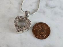 Load image into Gallery viewer, Womens Vintage Estate Sterling Silver CZ Heart Pendant Necklace 12.3g E7404