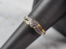 Load image into Gallery viewer, Womens Vintage Estate 10K Yellow White Gold Diamond Heart Ring 2.2g E7405