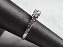 Load image into Gallery viewer, Womens Vintage Estate 14K White Gold Platinum Diamond Ring Magic Glo 3.5g E7415