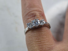 Load image into Gallery viewer, Womens Vintage Estate 14K White Gold Platinum Diamond Ring Magic Glo 3.5g E7415
