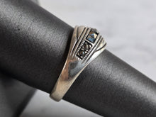 Load image into Gallery viewer, Womens Vintage Estate Sterling Silver Modernist Ring 4.0g E7420