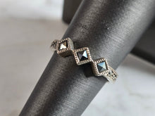 Load image into Gallery viewer, Womens Vintage Estate Sterling Silver Modernist Ring 2.8g E7423