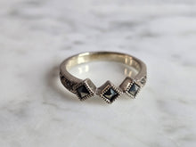 Load image into Gallery viewer, Womens Vintage Estate Sterling Silver Modernist Ring 2.8g E7423