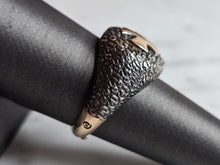 Load image into Gallery viewer, Womens Vintage Estate Sterling Silver Rose Gold Tone Cross Ring 6.6g E7442
