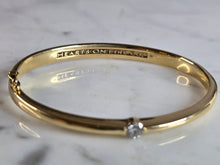 Load image into Gallery viewer, Womens Vintage Retired Hearts on Fire 18k Gold Diamond Bracelet 25.8g E7449