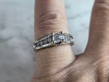 Load image into Gallery viewer, Womens Vintage Estate 14K White Gold Diamond Ring, 5.7g E7457