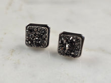 Load image into Gallery viewer, Womens Vintage Estate Sterling Silver Druzy Stud Earrings 2.6g E7474