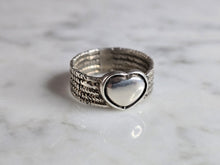 Load image into Gallery viewer, Womens Vintage Estate Sterling Silver Heart Ring 4.7g E7479