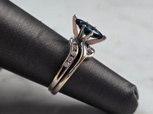 Load image into Gallery viewer, Womens Vintage Estate 14K Yellow &amp; White Gold Sapphire Diamond Ring 4.7g E747