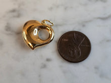 Load image into Gallery viewer, Womens Vintage Estate 18K Yellow Gold Heart Pendant 1.7g E7506