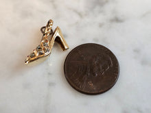 Load image into Gallery viewer, Womens Vintage Estate 14K Yellow Gold High Heel Shoe Pendant 2.3g E7518