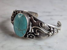 Load image into Gallery viewer, Womens Vintage Estate Sterling Silver Southwestern Turquoise Cuff Bracelet 39.7g E7524