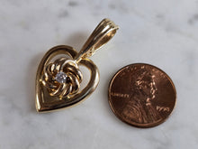 Load image into Gallery viewer, Womens Vintage Estate 14K Yellow Gold Diamond Heart Pendant 7.9g E7554
