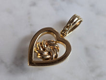 Load image into Gallery viewer, Womens Vintage Estate 14K Yellow Gold Diamond Heart Pendant 7.9g E7554