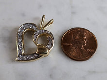Load image into Gallery viewer, Womens Vintage Estate 14K Yellow Gold Diamond Heart Pendant 4.6g E7557