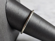 Load image into Gallery viewer, Womens Vintage Estate 18k White Gold Ring 2.1g E7570
