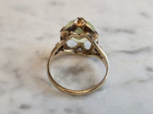 Load image into Gallery viewer, Womens Vintage Estate 10K Yellow Gold Peridot Ring 3.9g E7580