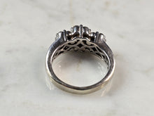 Load image into Gallery viewer, Womens Vintage Estate 10K White Gold Diamond Ring 4.1g E7583
