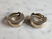 Load image into Gallery viewer, Womens Vintage Estate Sterling Silver Barra Earrings 16.6g E7586