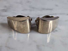 Load image into Gallery viewer, Womens Vintage Estate Sterling Silver Zina Earrings 11.7g E7587