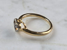 Load image into Gallery viewer, Womens Vintage Estate 14K Yellow Gold Diamond Heart Ring 3.0g E7591