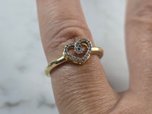 Load image into Gallery viewer, Womens Vintage Estate 14K Yellow Gold Diamond Heart Ring 3.0g E7591