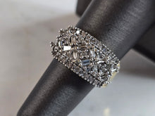 Load image into Gallery viewer, Womens Vintage Estate 10K Yellow Gold 1ct Diamond Ring 7.1g E7603