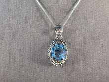 Load image into Gallery viewer, Womens Vintage Estate Sterling Silver Modernist Pendant Necklace 11.2g E7604