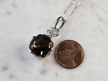Load image into Gallery viewer, Womens Vintage Estate Sterling Silver Smoky Quartz Pendant Necklace 7.9g E7608