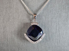 Load image into Gallery viewer, Womens Vintage Estate Sterling Silver Modernist Pendant &amp; Necklace 12.0g E7626